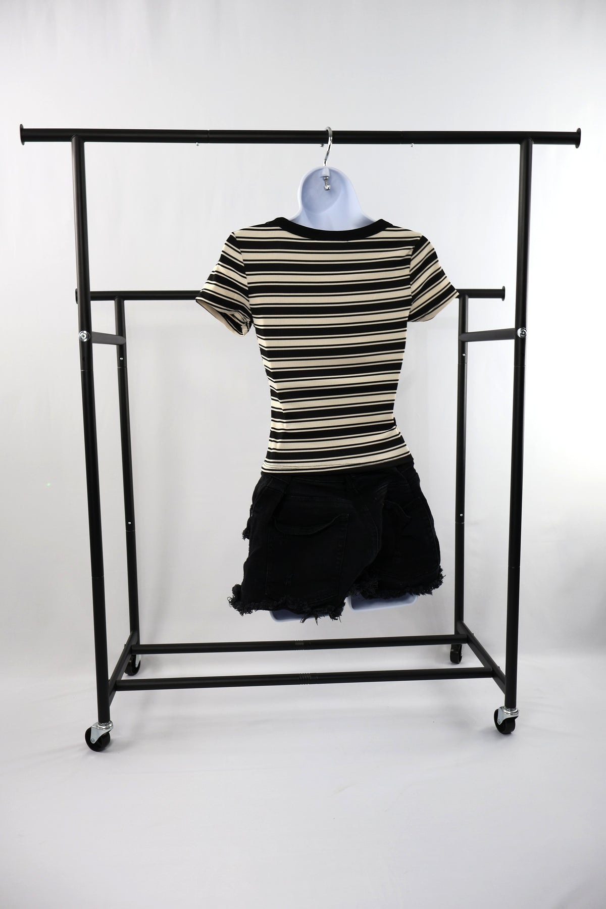 Chic Striped Top